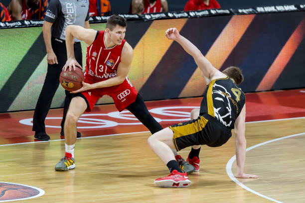 育中并不少 育中并不少