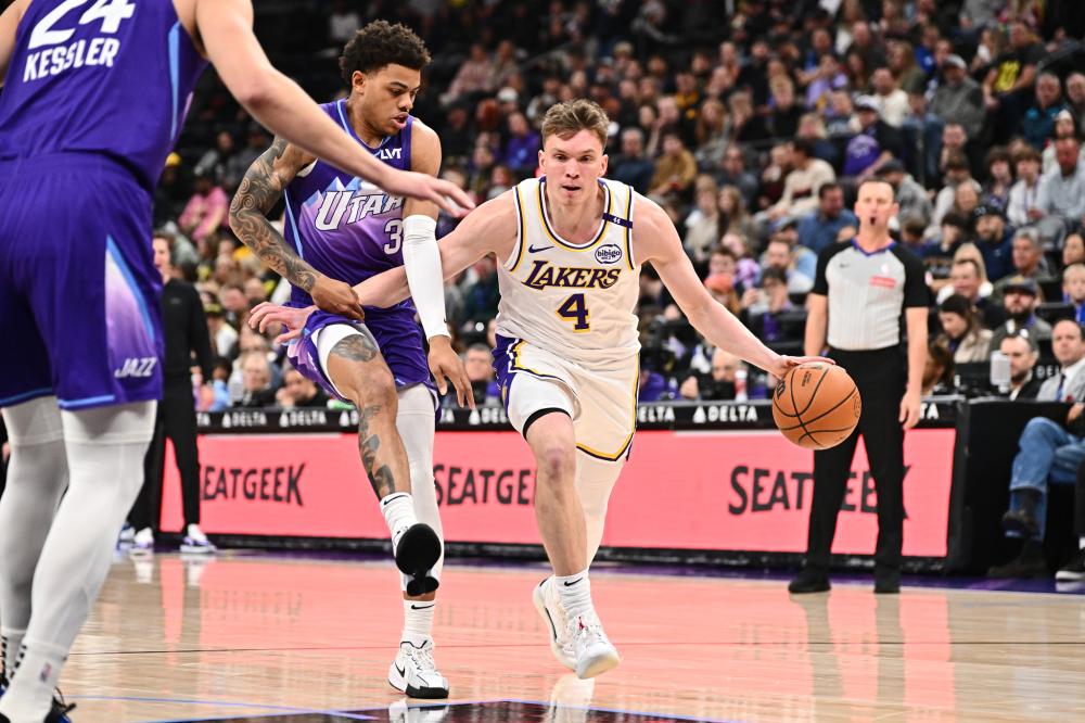 季表现出色 季表现出色